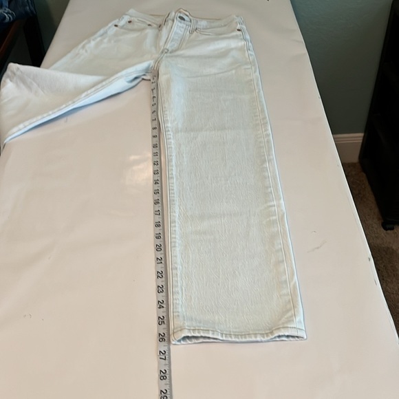 Levi’s Premium Wedgie Straight High Rise Size 24 - Picture 7 of 16